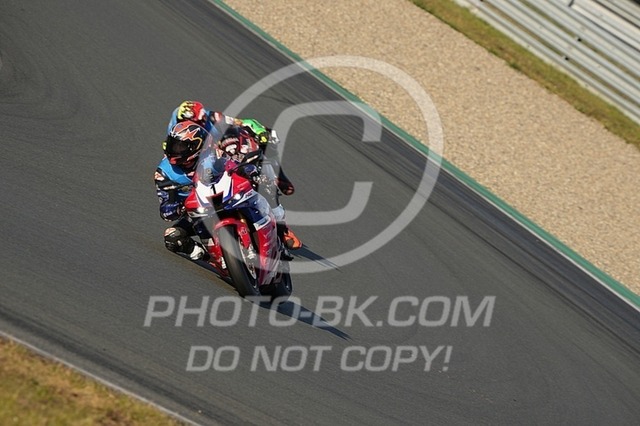 2025_08_29_PBK_14592 | Sportfotografie; SlowMotion; Video; Rennstrecke; Hafeneger; Speer; Racing; RSE; BMW; CBO; Trackday; Motorsportarena; Hockenheimring; Brno; Most; Barcelona; Valencia