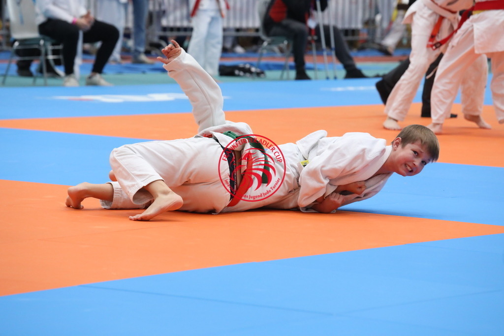 1J7A2582 | Fotos vom Adler Cup - Pictures from Adler Cup

Hier findet Ihr alle Eindrücke und großen Momente der Adler Cup Wochenenden. Here you will find all impressions and great moments of the Adler Cup weekends. - Realisiert mit Pictrs.com