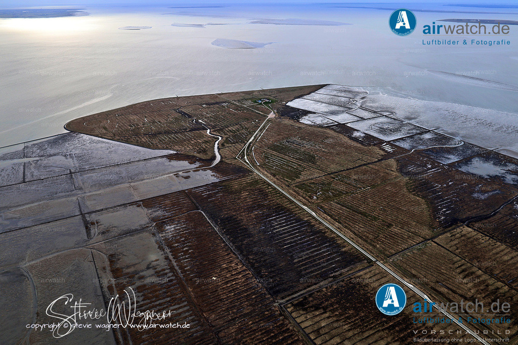 "Im Herzen der Hamburger Hallig: Entdeckungen im Vogelschutzgebiet und der Wattwerkstatt" | Nordsee, Hamburger Hallig, Luftbild, Luftaufnahme, aerophoto, Luftbildfotografie, Luftbilder • max. 6240 x 4160 pix  - Hamburger-Hallig-airwatch-wagner-240A1564(1).jpg