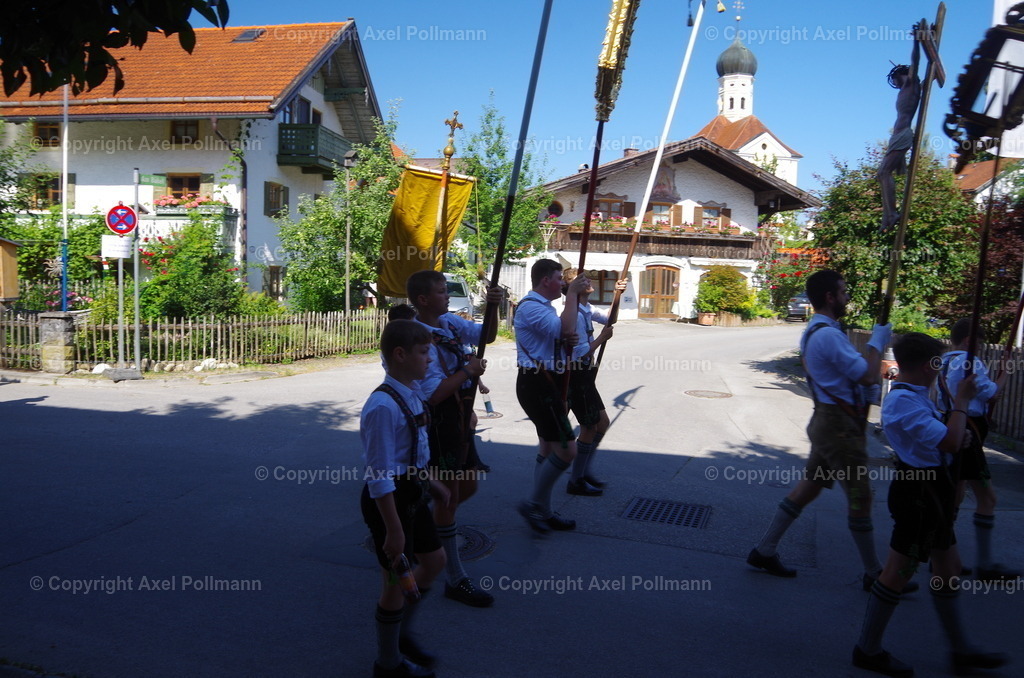 IMGP5276 | fotografiert von Axel PollmannLeonhardi Wallfahrt Benediktbeuern und Murnau, Fronleichnam, Fasching, Landschaft im Loisachtal und Benediktbeuern  - Realisiert mit Pictrs.com