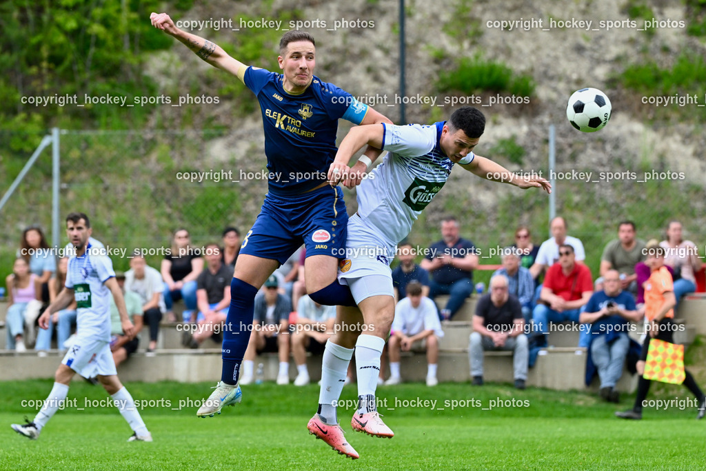 ATUS Velden vs. SV Dellach Gail | #8 Fabian Kopeinig ATUS Velden, #11 Saso Kovacevic Dellach Gail, ATUS Velden vs. SV Dellach Gail, ATUS Velden vs. SV Dellach Gail am 03.05.2025 in Velden (Wald Arena Velden), Austria, (Photo by Bernd Stefan)