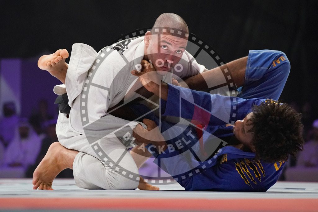 20231110PBB2516 | Fighters compete during the AJP World Professional Championship blackbelt finals in the Mubadala Arena in Abu Dhabi, Arab United Emirates, on November 10, 2023.