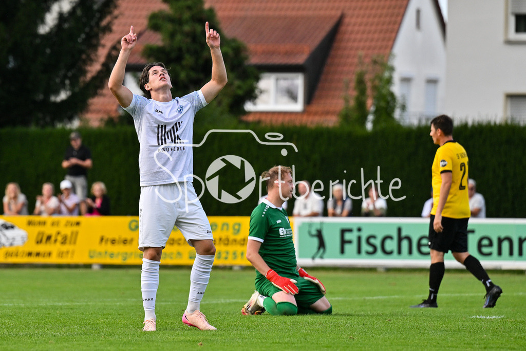 BC Aichach - SF Bachern | Jubel nach 3-0 Aichach 18