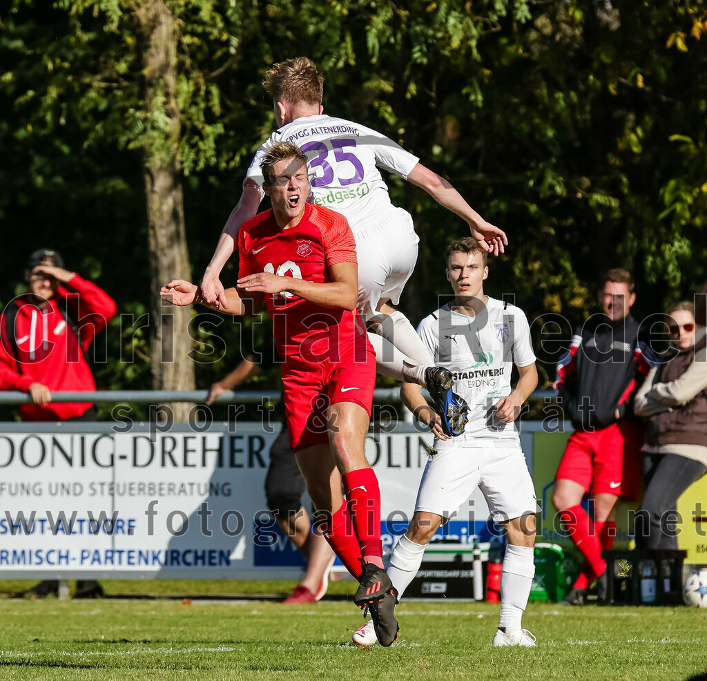 2023-10-22_058_SpVgg_Eichenkofen_gegen_SpVgg_Altenerding_II | Erding, Deutschland, 22.10.2023:
Fußball, A-Klasse 2023 / 2024, 12. Spieltag, SpVgg Eichenkofen gegen SpVgg Altenerding II, Endergebnis: 3:1

Jesse Tauber (SpVgg Eichenkofen, #6), +a35+

Foto: Christian Riedel / fotografie-riedel.net