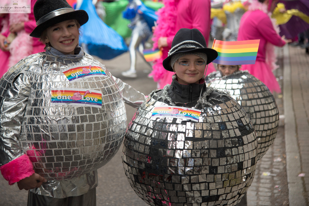 FastSonn_23-177 | Fotoblog Schwarzwald, Foto Blog Wiesental, Pfaffenberg, Winterzauber, Zeller Bergland, Zell im Wiesental, Fotoblog Wiesental, Landschaftsfotos, Bilder Wiesental, Natur, Naturbilder, Fastnacht, Zeller Fastnacht, Zeller Fasnacht, Zeller Bergland, Belchen, - Realisiert mit Pictrs.com