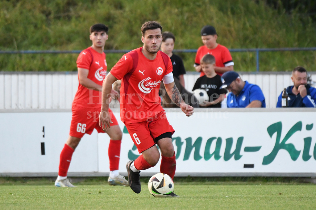 SpVgg Plattling | Julian Gwinner (SpVgg Plattling) - Realisiert mit Pictrs.com