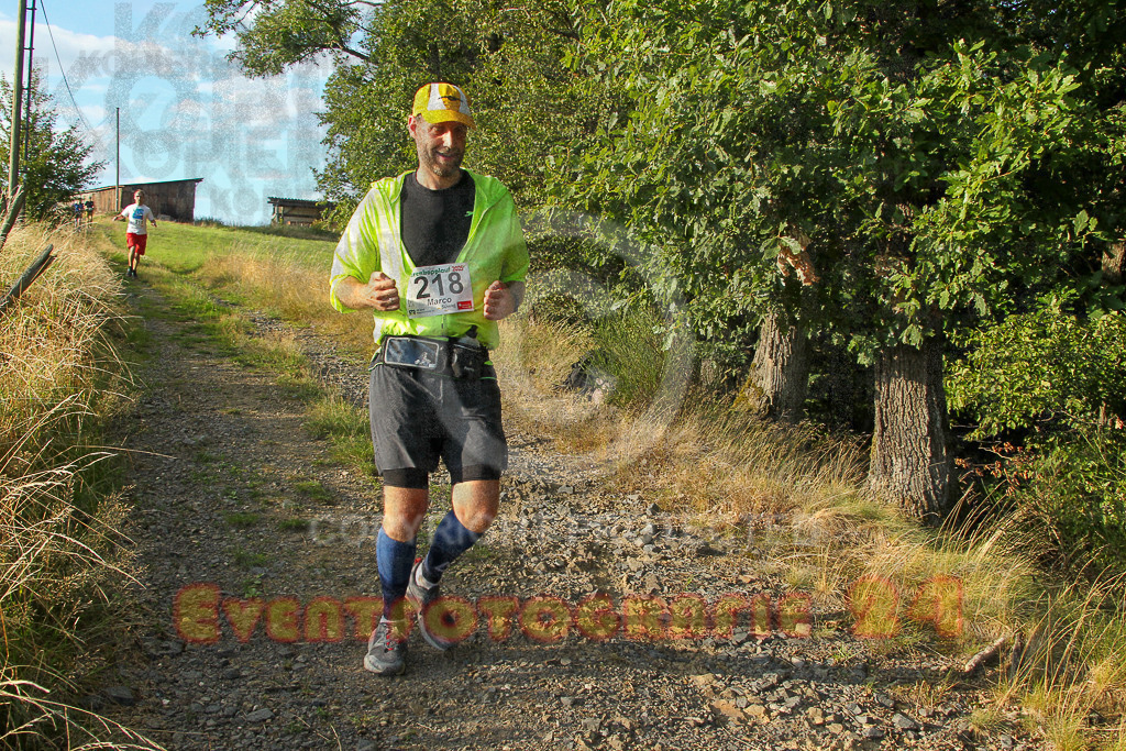 250801_1918_EV4_8501 | Sportfotografie im Rhein-Sieg Kreis, Köln, Bonn, NRW, Rheinland Pfalz, Hessen, etc. Unser Tätigkeitsfeld umfasst den Laufsport vom Volkslauf über den Marathon, Duathlon, Triathon bis zum Ultralauf wie Kölnpfad Ultra oder Schindertrail.