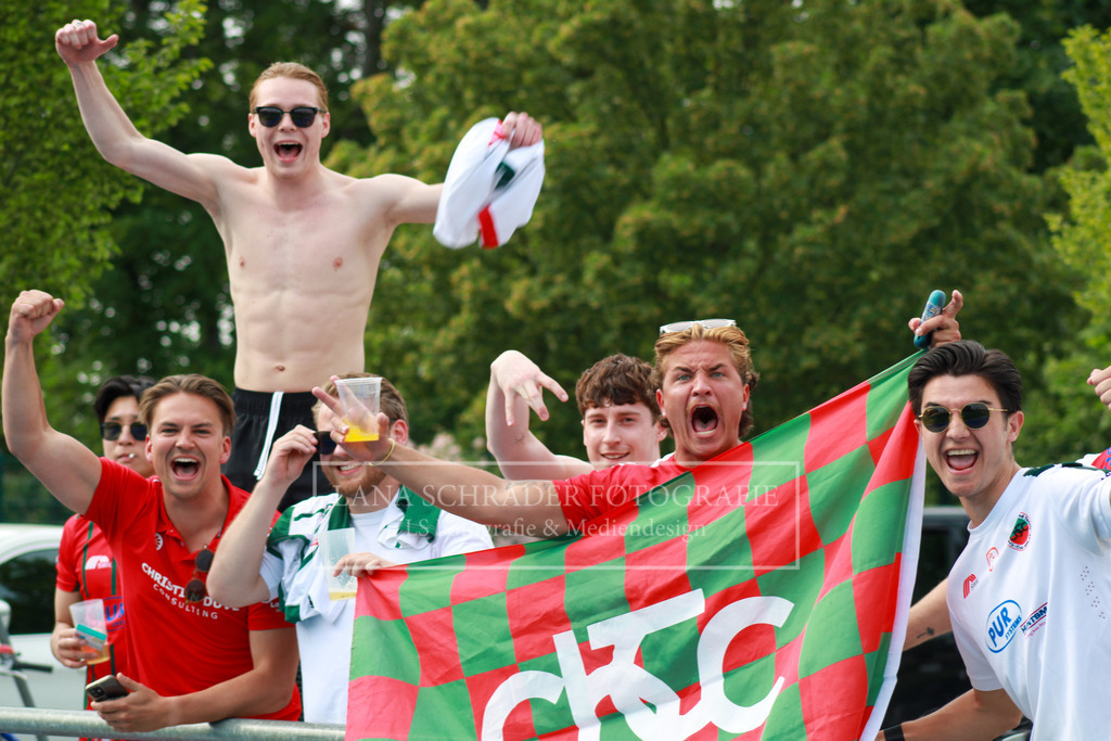 BUNDESLIGA HERREN VF2 MHC-CHTC 20.05.2023-020 | lanaschraderfotografie - Realisiert mit Pictrs.com