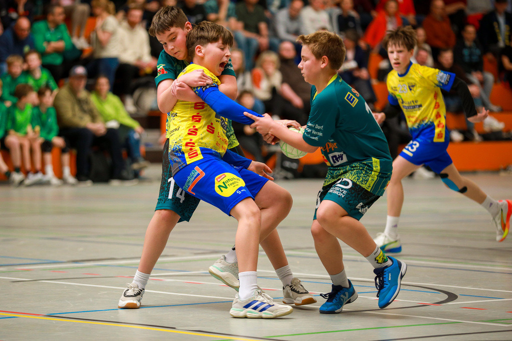 SVFriedrichsfeld_SVNeukirchen_220324_063 | Bildergalerie von Sport-Ereignissen aber auch von weiteren spannenden Dingen - nicht nur vom Niederrhein. In Anlehnung an den bekannten Spruch von Hanns Dieter Hüsch heißt das Motto: "Niederrhein ist überall".  - Realisiert mit Pictrs.com