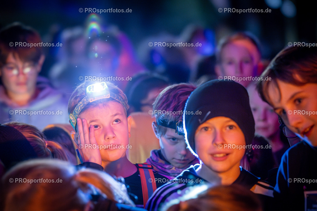 Martinslauf Sindorf 2023 in Kerpen-Sindorf, 09.11.2023 | Impressionen vom Martinslauf Sindorf 2023 am 09.11.2023 in Kerpen-Sindorf (Nordrhein-Westfalen).