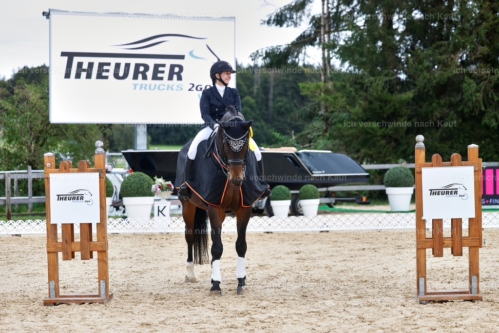 6-Siegerehrung-AMATUER-DRESSUR S_  -StoibPH-3633 | working equitationturnier fotograf videograf stoibphotography marixx film working equitation deutschland reitsport turnierfotografie eventfotografie equestrian events