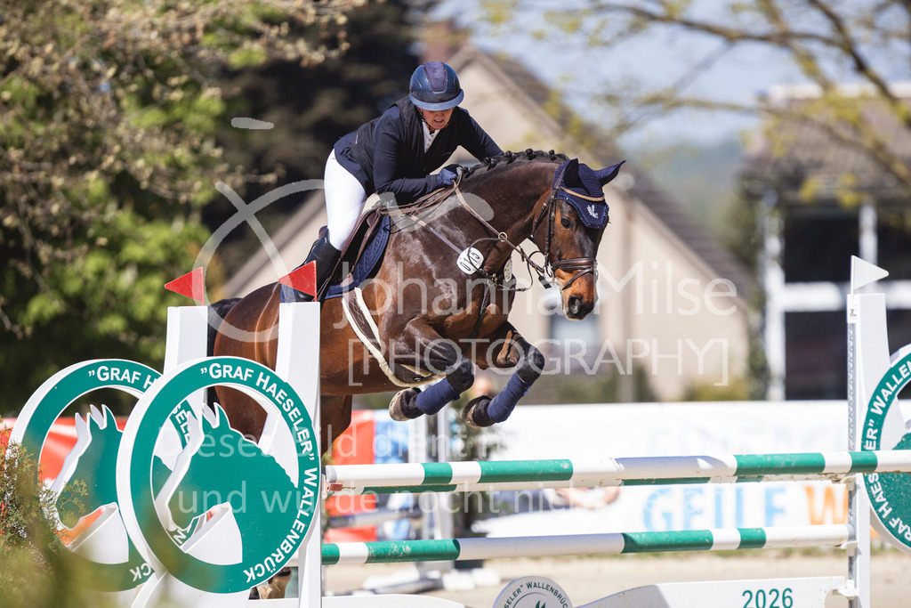 260425_Spenge_12-2_Stil-L-249 | Deine schönsten Turniermomente als professionelle Fotos! Entdecke hochwertige Pferdesport-Fotografie im Online-Shop. Jetzt Fotos finden & bestellen!