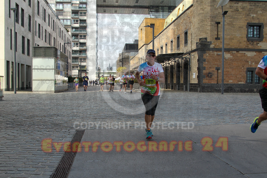 250920_1502_EV4_7935 | Sportfotografie im Rhein-Sieg Kreis, Köln, Bonn, NRW, Rheinland Pfalz, Hessen, etc. Unser Tätigkeitsfeld umfasst den Laufsport vom Volkslauf über den Marathon, Duathlon, Triathon bis zum Ultralauf wie Kölnpfad Ultra oder Schindertrail.