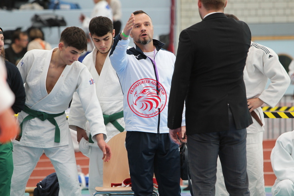 JT6F8969 | Fotos vom Adler Cup - Pictures from Adler Cup

Hier findet Ihr alle Eindrücke und großen Momente der Adler Cup Wochenenden. Here you will find all impressions and great moments of the Adler Cup weekends. - Realisiert mit Pictrs.com