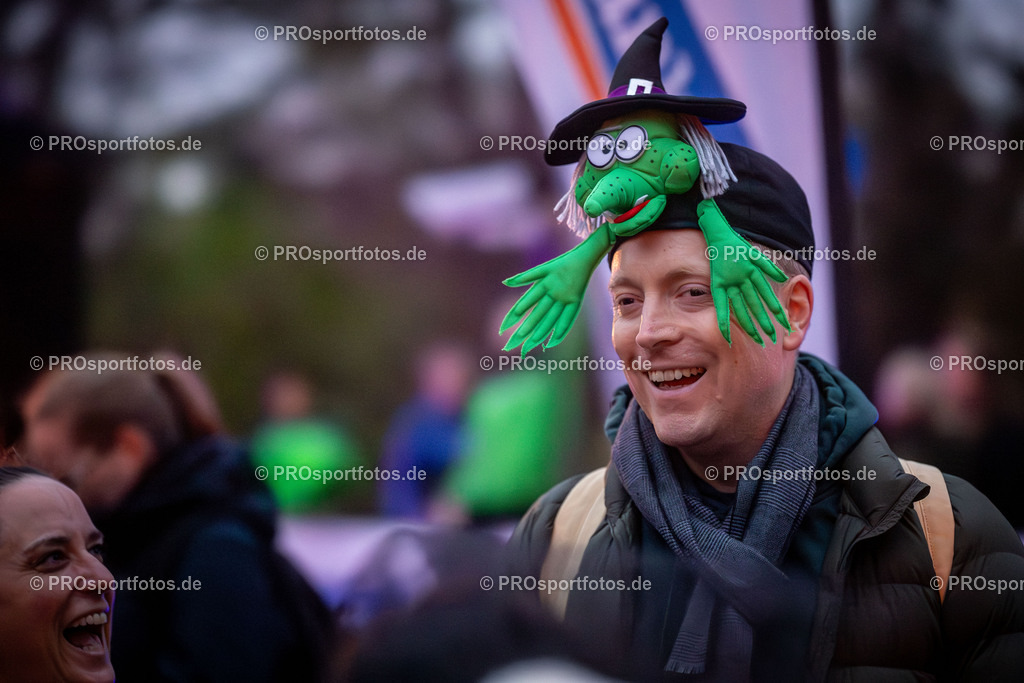 Halloween Run 2025 in Koeln, 31.10.2025 | Impressionen vom Halloween Run 2025 am 31.10.2025 in Koeln (Forstbotanischer Garten Rodenkirchen). Foto: Axel Kohring/Beautiful Sports