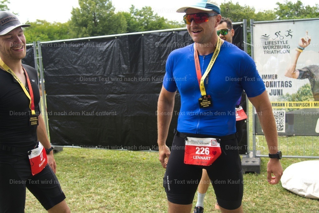 triathlon_wuerzburg_l_2026_06_14-761 | Shop für Fotos von Sportevents z.B. Obstacle Course Racing, OCR, Triathlon, Trail Run und MTB - Realisiert mit Pictrs.com