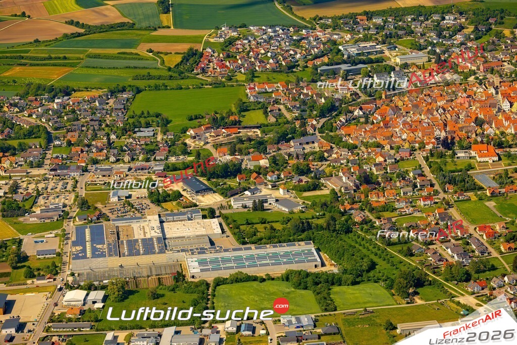 Das Luftbild zeigt :  Wemding - Die Luftaufnahme wurde 2024 vom UL-Flugzeug aus erstellt ( keine Drohne ) - Hochauflösende Luftaufnahme - Für grossformatige Ausdrucke geeignet. Die Geschenkidee !Mit Lizenz und Bildrechte bestellbar