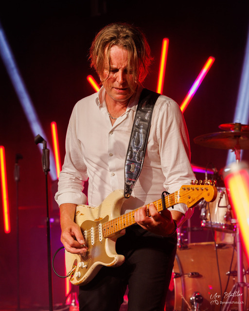 IMG_2022_06_17_0018979 | Professionelle Fotografen für Portrait-, Produkt-, Beauty -, Fashion-, kommerzielle - u. Hochzeitsfotografie sowie für Veranstaltungen. Lokal vor Ort oder in lokalen Studios.