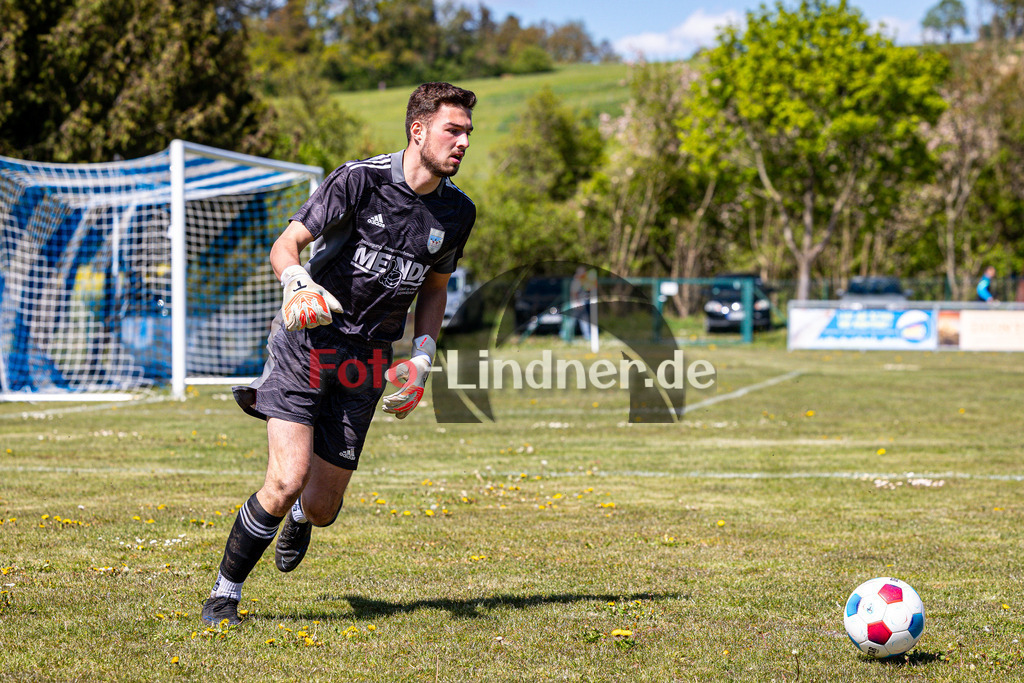 SG Hungerbach vs SV Eurasburg-Beuerberg | Meisterrunde Kreisklasse Gruppe C, SG Hungerbach vs SV Eurasburg-Beuerberg, 20240427,
Dominik HOFFMANN (SVEB Goalie 99) in Aktion,
2024-04-27 in Oberhasuen (Sportplatz Oberhasuen)
99 Dominik HOFFMANN (SVEB Goalie 99)
Copyright: WolfgangxLindner www.foto-lindner.de