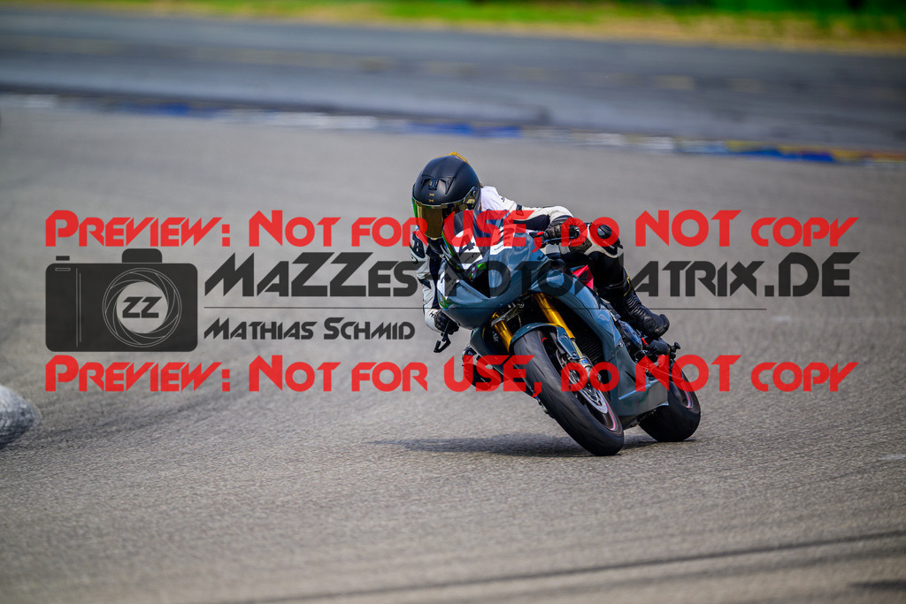 MaZZes_Fotomatrix_20250609_6007705_0595-3 | INST