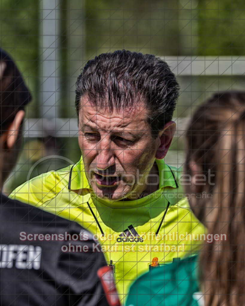 20250427_110118_0004-Bearbeitet | #,1.Göppinger SV (weiß) vs. TSV Ruppertshofen (schwarz), Fußball, Frauen-Regionenliga 3 - Bezirk WfV, 21. Spieltag, Saison 2024/2025, Kunstrasenplatz Nord, Hohenstaufenstr. 116, 73033 Göppingen, 27.04.2025 - 11:00 Uhr,Foto: PhotoPeet-Sportfotografie/Peter Harich