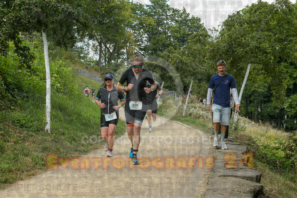 250824_1420_EX1_5843 | Sportfotografie im Rhein-Sieg Kreis, Köln, Bonn, NRW, Rheinland Pfalz, Hessen, etc. Unser Tätigkeitsfeld umfasst den Laufsport vom Volkslauf über den Marathon, Duathlon, Triathon bis zum Ultralauf wie Kölnpfad Ultra oder Schindertrail.