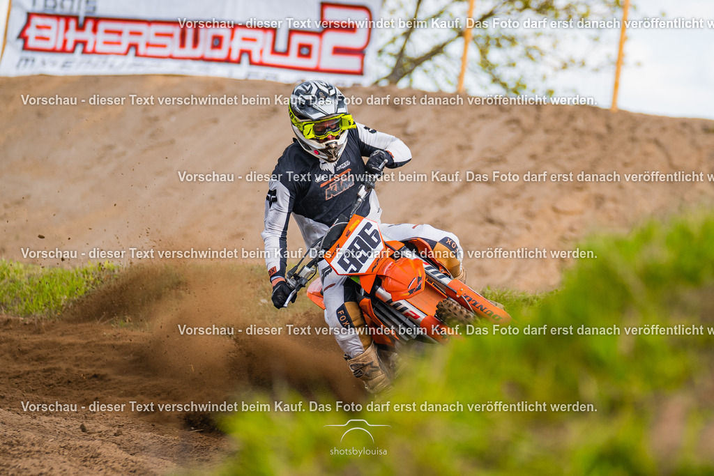 04_13_Bensdorf_MX1-2979 | Sportfotografin aus Berlin-Brandenburg mit Fokus auf Motocross. Ich halte deine sportliche Leistung und echte Emotionen auf und neben der Strecke professionell fest. Entdecke die Fotos von deinem Rennen und bestelle sie direkt hier im Shop.