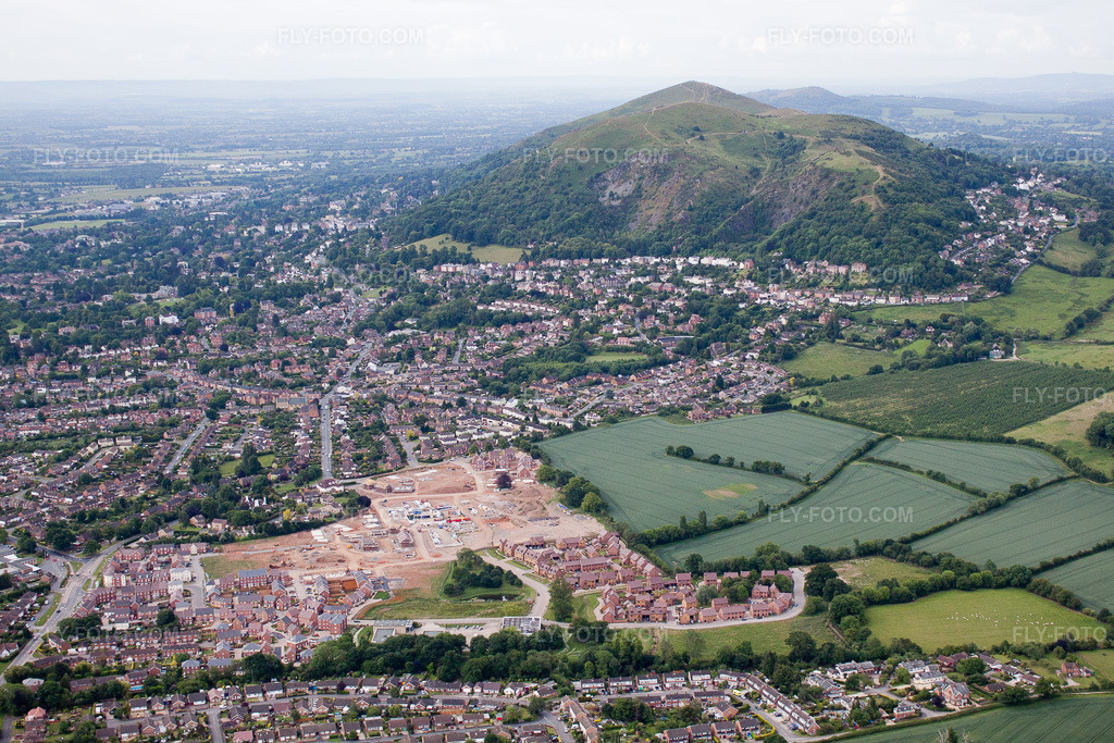 Aerial view: View of the town in Malvern Link in the state England, Great Britain. – Photo: IMG_40587(39509).jpg taken on 06/10/2011 by Werner Riehm/FLY-FOTO.com – Resolution of the original: 4569 x 3046 px