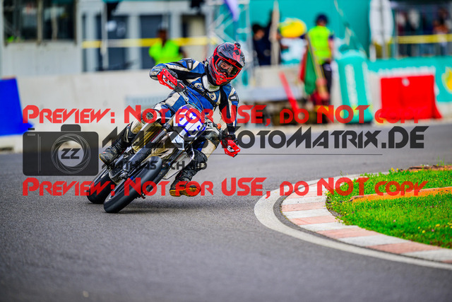 MaZZes_FotoMatrix_240609_6007705_7566 | YOUNGSTER