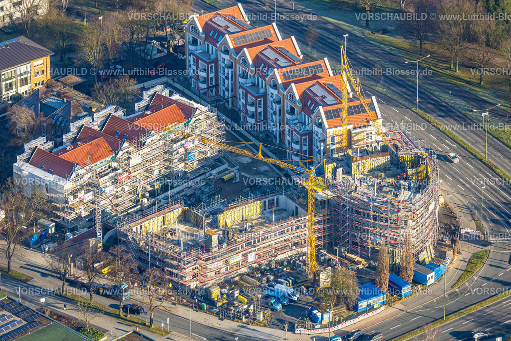 Luenen260100102 | Luftbild, Wohngebiet Quartier Lange Straße 100, Baustelle mit Neubau Mercedes Kreuzung zwischen Lange Straße und Kurt-Schumacher-Straße, Lünen, Ruhrgebiet, Nordrhein-Westfalen, Deutschland