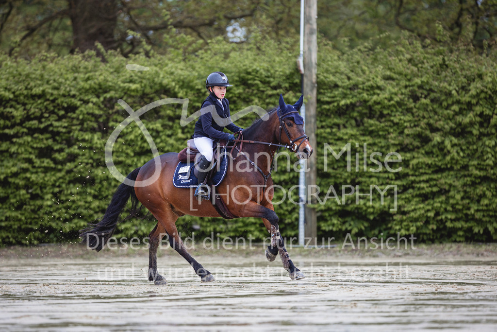 240426_Olfen-Vinnum_PonyTrophy-273 | Deine schönsten Turniermomente als professionelle Fotos! Entdecke hochwertige Pferdesport-Fotografie im Online-Shop. Jetzt Fotos finden & bestellen!