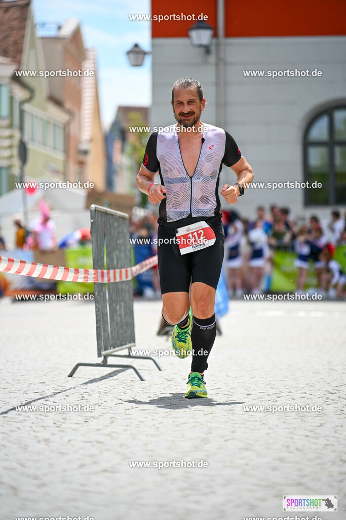 SZI_7763 | Stadttriathlon Erding 2025. #yourpictrs #sportshot_your_pictrs @Sportshotphotography #stadttriathlonerding Copyright: www.sportshot.de