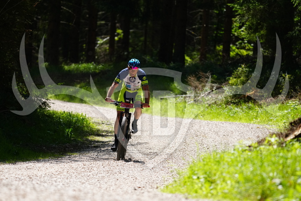 FC101982 | Fotogalerie der Treibjagd im Dunkelwald - Dein MTB Etappenrennen im Erzgebirge - Realisiert mit Pictrs.com