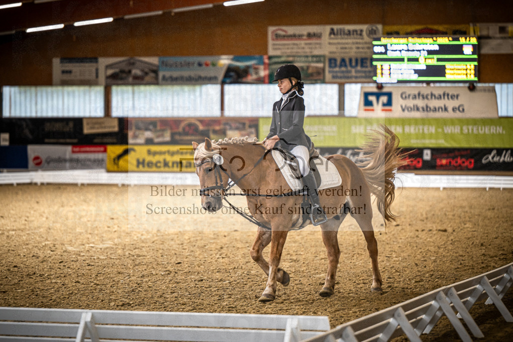 DOS_1909 | Entdecke hochwertige Reitturnierfotos von Foto Oger. Professionell, emotional und authentisch – jetzt Lieblingsmomente im Shop bestellen. - Realisiert mit Pictrs.com