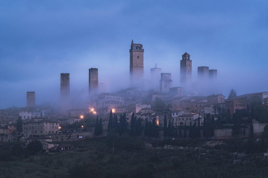 Nebel in San Gimignano | Heiko Oßwald - Realisiert mit Pictrs.com