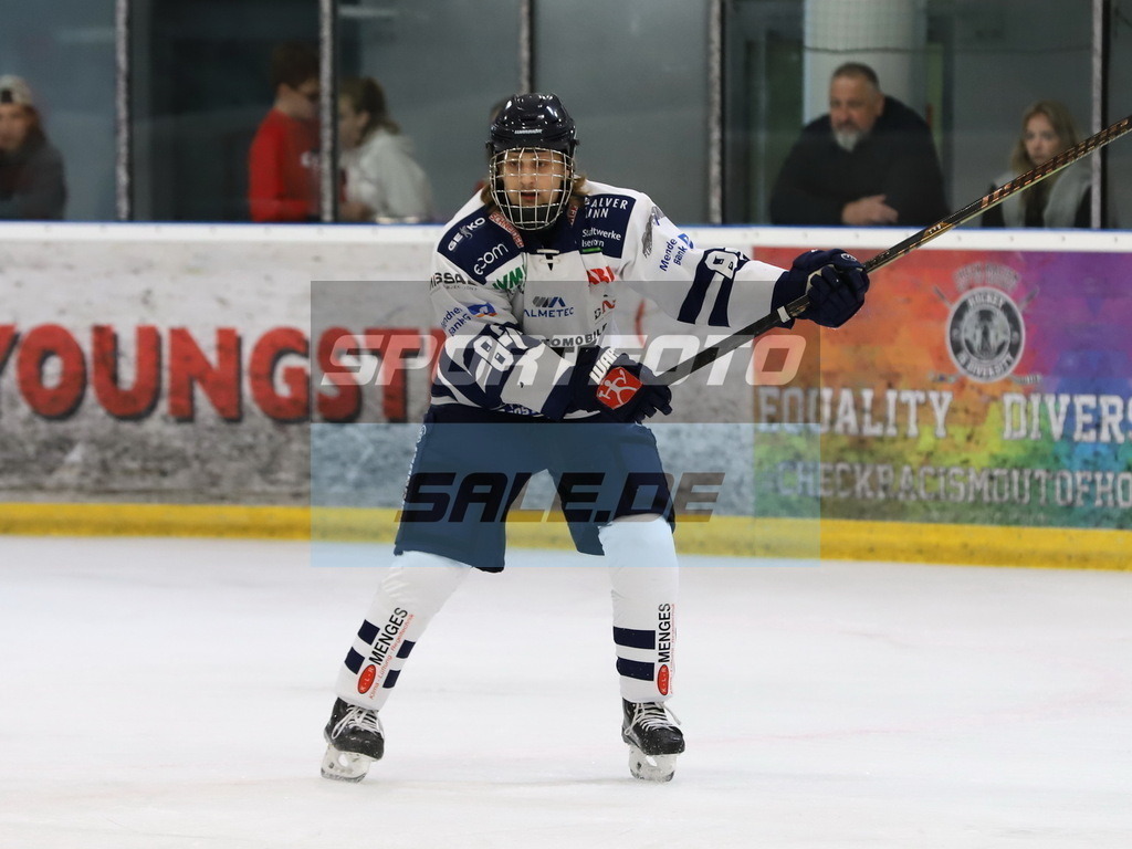 Leon Bussmann - IYR | Leon Bussmann - IYR - Realisiert mit Pictrs.com