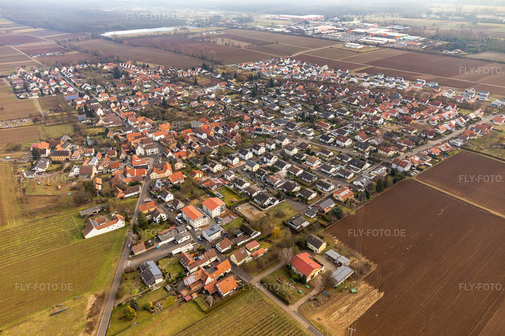 Luftbild: Ortsansicht von Nordosten in Bornheim im Bundesland Rheinland-Pfalz in Deutschland. Foto: IMG_096537.jpg vom 02.02.2017 durch Werner Riehm/FLY-FOTO.de
