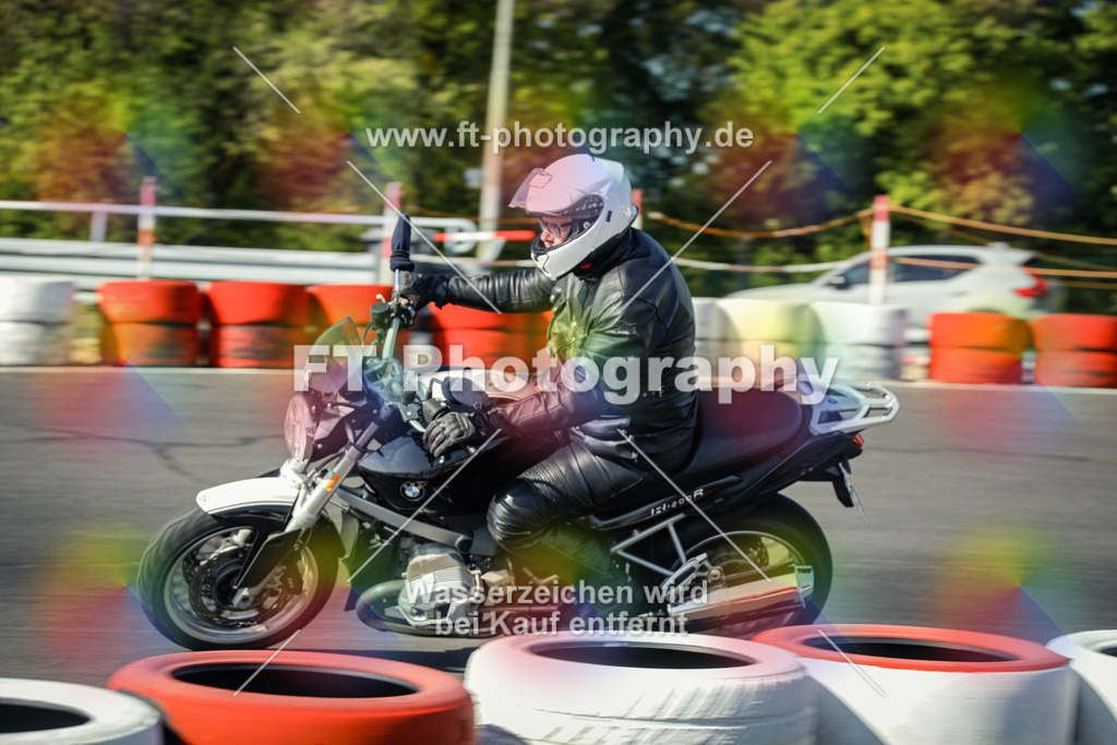 OBK_Mai_Martina_Markus-10293 | Hier findet Ihr Bilder von Touristenfahrten auf der Nürburgring Nordschleife oder von anderen Veranstaltungen die ich besucht habe. Viel Spass beim Durch Schauen 
