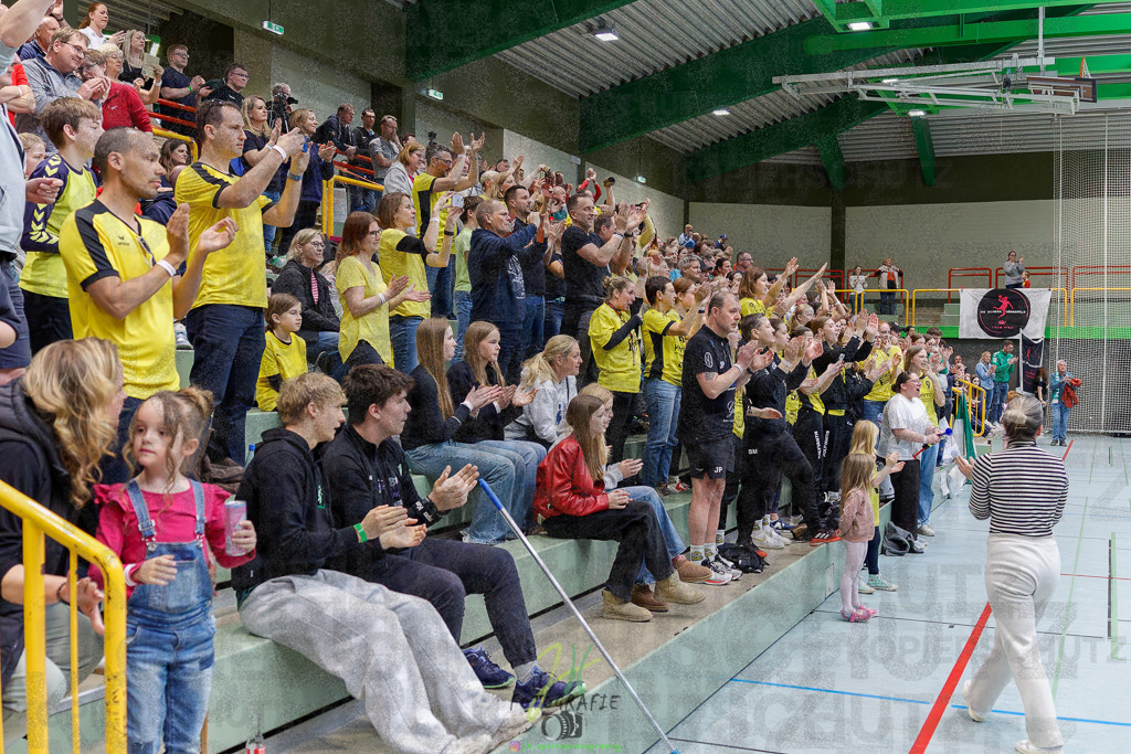 Hessenmeisterschaft wJC - Finale; HSG Kleenheim - HSG Weiterstadt/ Braunsh.Worf. | Hessenmeisterschaft wJC - Finale; HSG Kleenheim - HSG Weiterstadt/ Braunsh.Worf. am 22.03.2025 in Biedenkopf (Sporthalle Lahntalschule)Photo © 2025 - Jörg Heinrich - Realisiert mit Pictrs.com