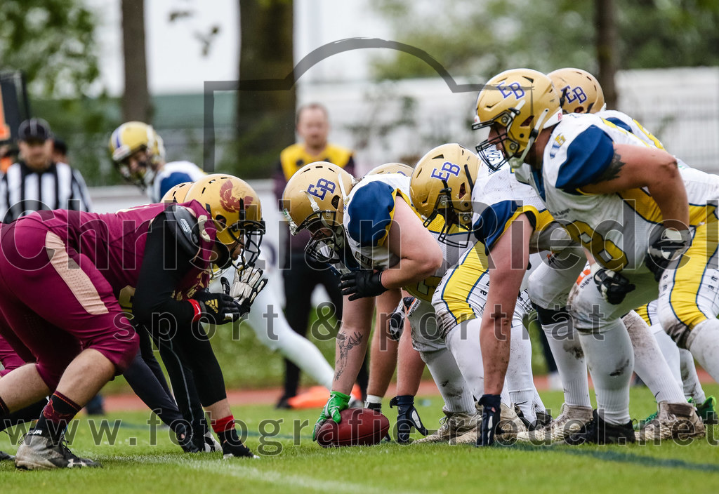 2022-04-30_058_Erding_Bulls_gegen_Regensburg_Phoenix | Erding, Deutschland, 30.04.2022:
Football, Regionalliga 2022, 1. Spieltag, Erding Bulls gegen Regensburg Phoenix

Foto: Christian Riedel / fotografie-riedel.net