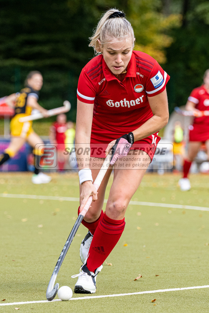 SFE_20221008_0048 | 1. Bundesliga Hockey Damen Rot-Weiss Köln - Harvestehuder THC am 08.10.2022 in Köln (KTHC Stadion Rot-Weiss Köln Tennis and Hockey Club), Photo: Stephan Fehrmann 2022 (Sports-Gallery),Reuten Katharina ( Rot-Weiss Köln #14 )