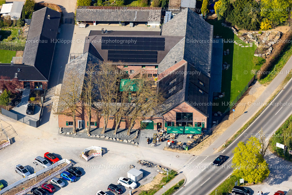 Luftbilder Schwalmtal-9944 | Luftbildfotografie Gebäude des Restaurant " Mühlrather-Hof " in Schwalmtal im Bundesland Nordrhein-Westfalen - Realisiert mit Pictrs.com