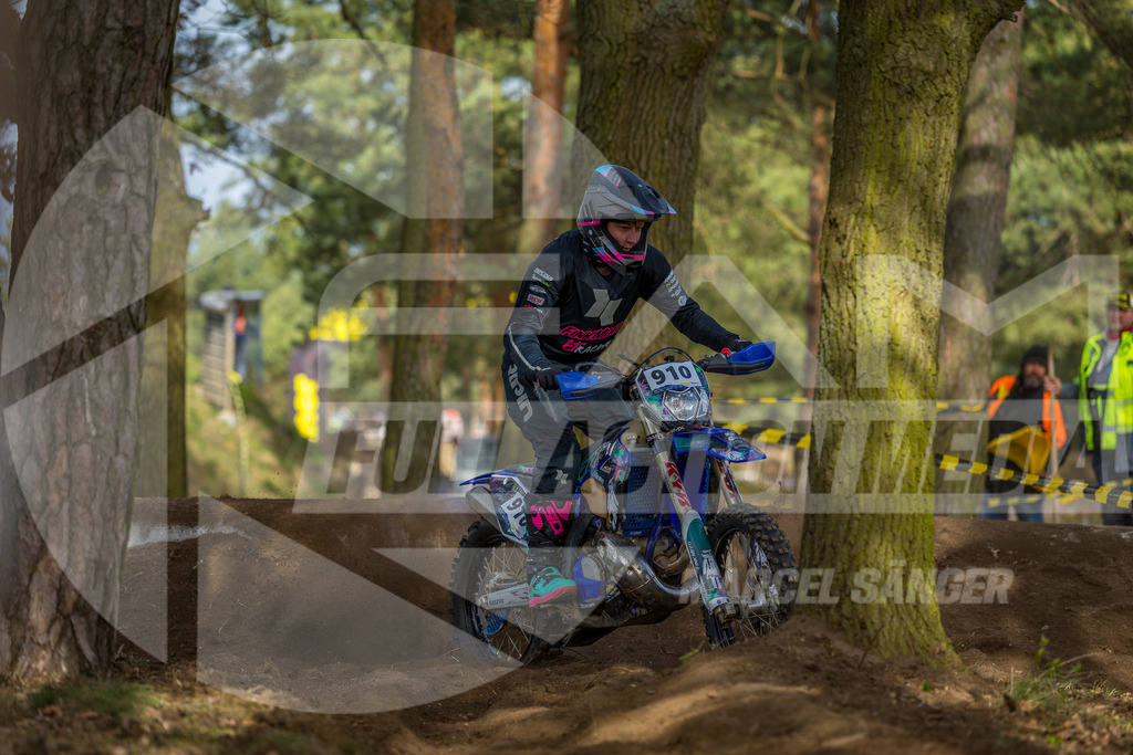 FAM_1983 | fullactionmedia-shop