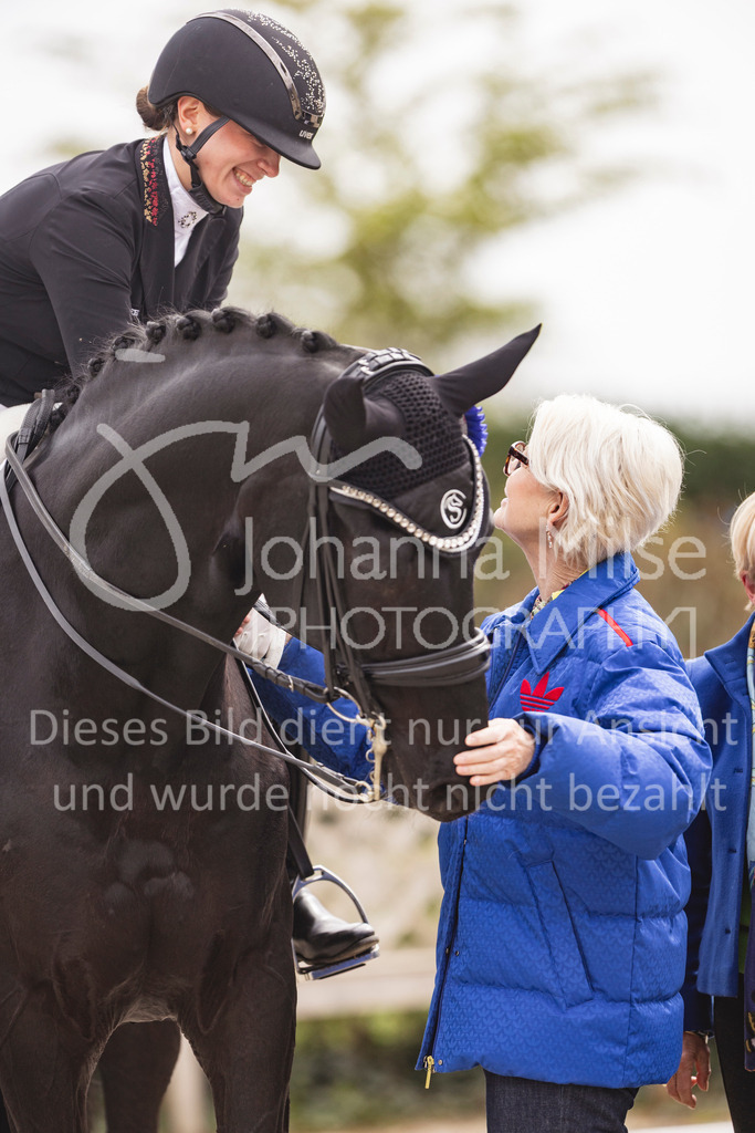 260412_Kronberg_S-Dressur-654 | Deine schönsten Turniermomente als professionelle Fotos! Entdecke hochwertige Pferdesport-Fotografie im Online-Shop. Jetzt Fotos finden & bestellen!