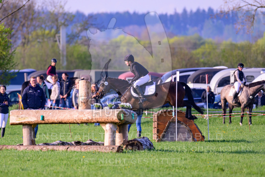 18042026-Gernlinden-02-0109 | Fokus Hufschlag Fotografie - Realisiert mit Pictrs.com