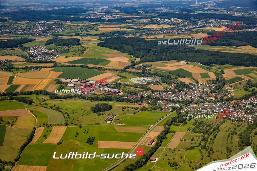 Das Luftbild zeigt : Jebenhausen Göppingen - Die Luftaufnahme wurde 2024 vom UL-Flugzeug aus erstellt ( keine Drohne ) - Hochauflösende Luftaufnahme - Für grossformatige Ausdrucke geeignet. Die Geschenkidee !Mit Lizenz und Bildrechte bestellbar