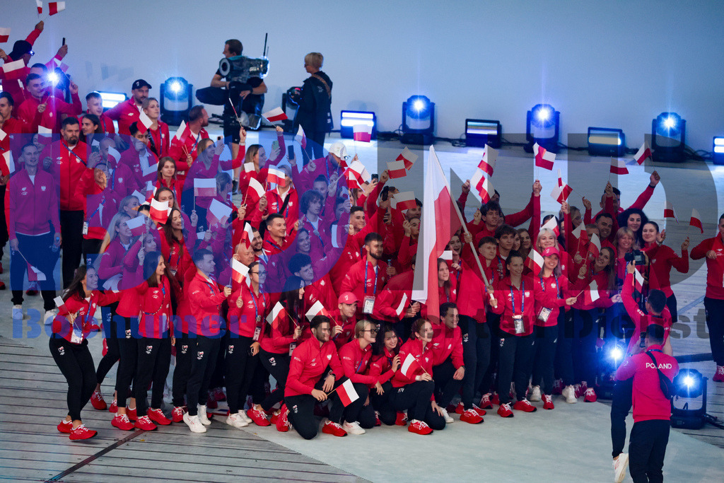 SES_TTGOPC20250716-109 | bond - Realisiert mit Pictrs.com