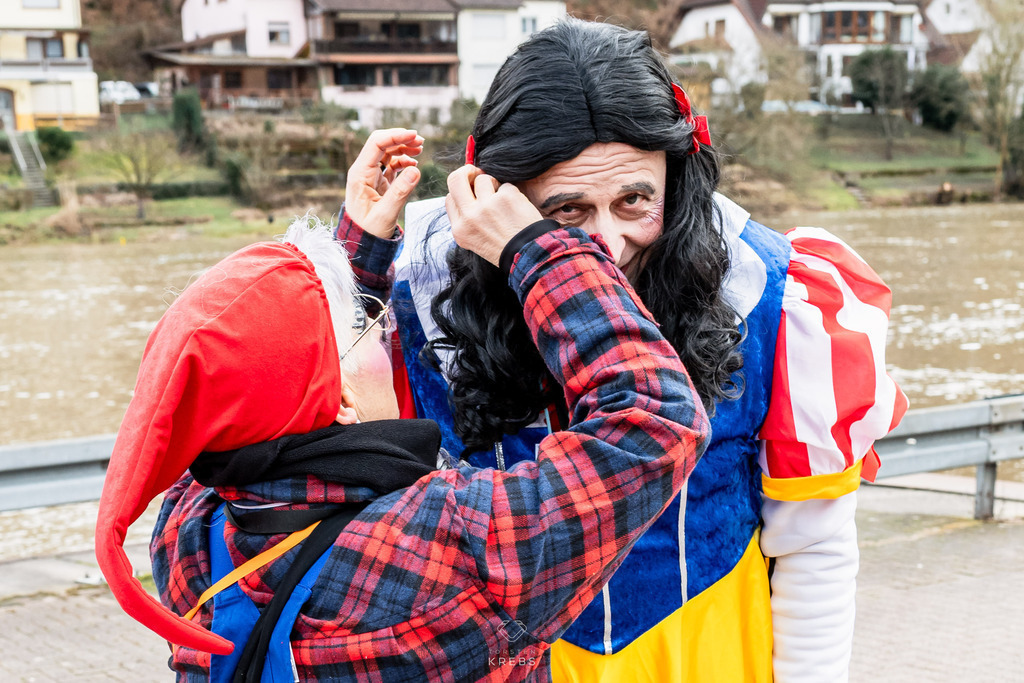 TorstenKrebsCom-FuHirschhorn-026-Z63_1249 | Hochwertige Oldtimer Bilder und der Oldtimer-Kalender. Ein großartiges Weihnachtsgeschenk für Oldtimer-Fans und Oldtimer-Liebhaber.  - Realisiert mit Pictrs.com