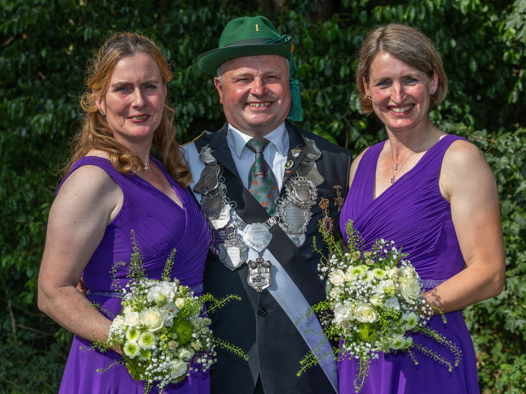 top-top.de-250704-120 | Foto, Video, Fotografie, Videografie, Fotobox, DJ, Discjockey, Musik, Musikbox, Veranstaltung, Photobooth, Amazon, Ebay, Buchtipp, Bestseller, Autor, Verlag, Buch, Wesel, Hamminkeln, NRW, Dinslaken, Rees, Drohne, Hochzeit, Party, Fotobox, Wesel, Fotograf