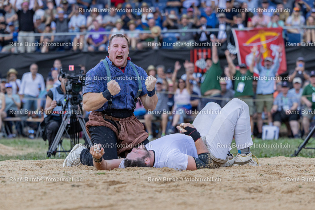 Schlussgang Wicki Bieri 2 | René Burch leidenschaftlicher Fotograf aus Kerns in Obwalden.  Hier finden sie Sport, Landschaft und Natur Fotografie.
 - Realisiert mit Pictrs.com